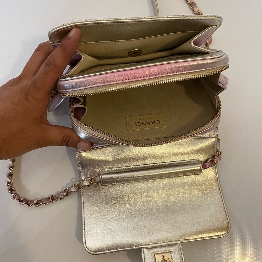 CHANEL ROSE GOLD METALLIC LAMBSKIN MINI SQUARE WITH GOLD HARDWARE Handbag - Picture 6 of 16